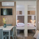 Village de vacances Mobile Homes Santa Marina, Lanterna 5*