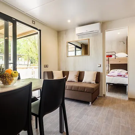 Tatil parkı Mobile Homes Santa Marina, Lanterna Tar-Vabriga