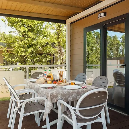 Mobile Homes Santa Marina, Lanterna Tatil parkı