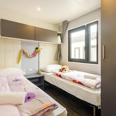 Mobile Homes Santa Marina, Lanterna Tatil parkı 5*