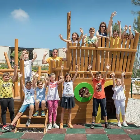 Tatil parkı Mobile Homes Santa Marina, Lanterna