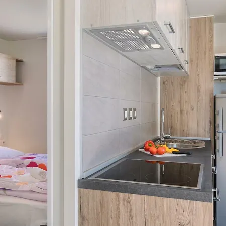 ホリデーパーク Mobile Homes Santa Marina, Lanterna Tar-Vabriga