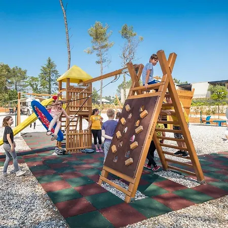 Mobile Homes Santa Marina, Lanterna 5*