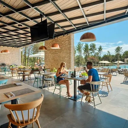 Tatil parkı Mobile Homes Santa Marina, Lanterna 5*