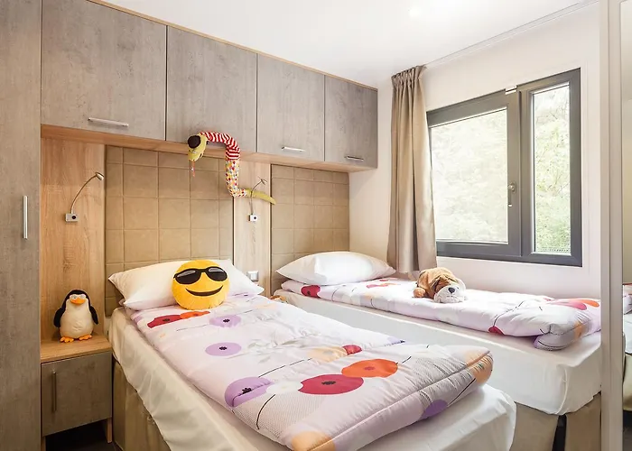 Mobile Homes Santa Marina, Lanterna