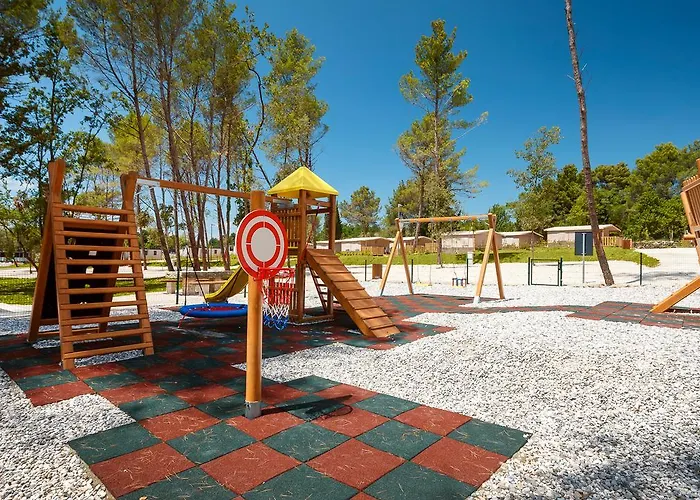 Mobile Homes Santa Marina, Lanterna