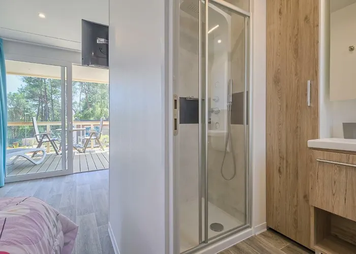 Village de vacances Mobile Homes Santa Marina, Lanterna 5*