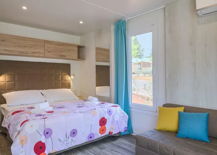 Village de vacances Mobile Homes Santa Marina, Lanterna