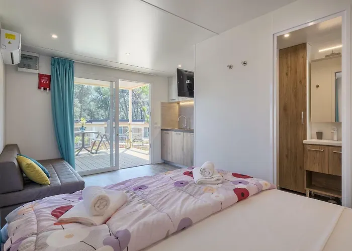 Vakantiepark Mobile Homes Santa Marina, Lanterna