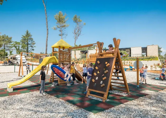 Mobile Homes Santa Marina, Lanterna 5*