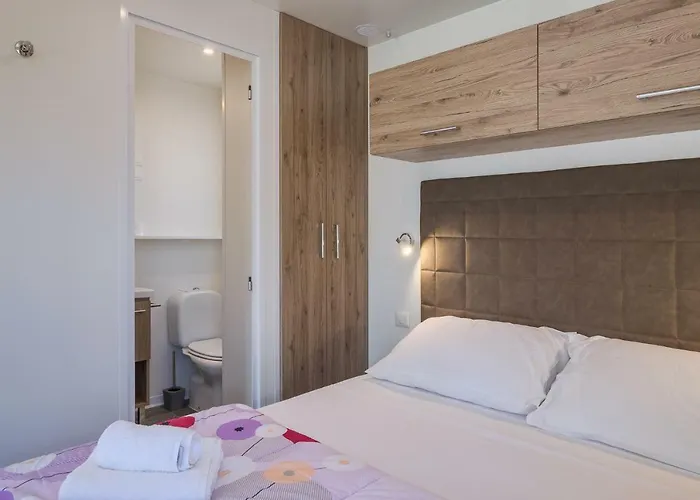 Mobile Homes Santa Marina, Lanterna Tar-Vabriga