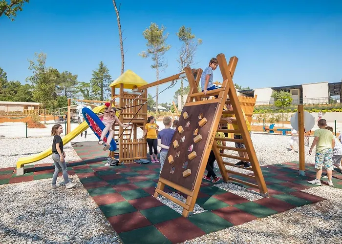 Mobile Homes Santa Marina, Lanterna 5*