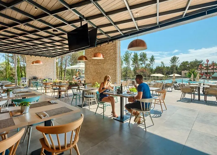 Village de vacances Mobile Homes Santa Marina, Lanterna 5*