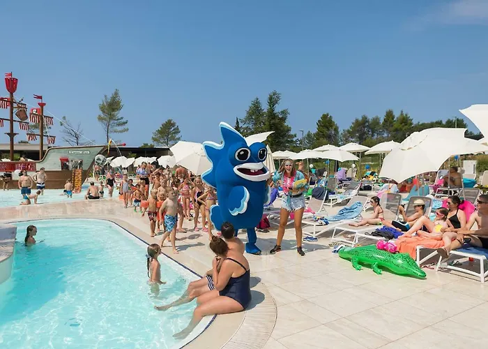 Mobile Homes Santa Marina, Lanterna